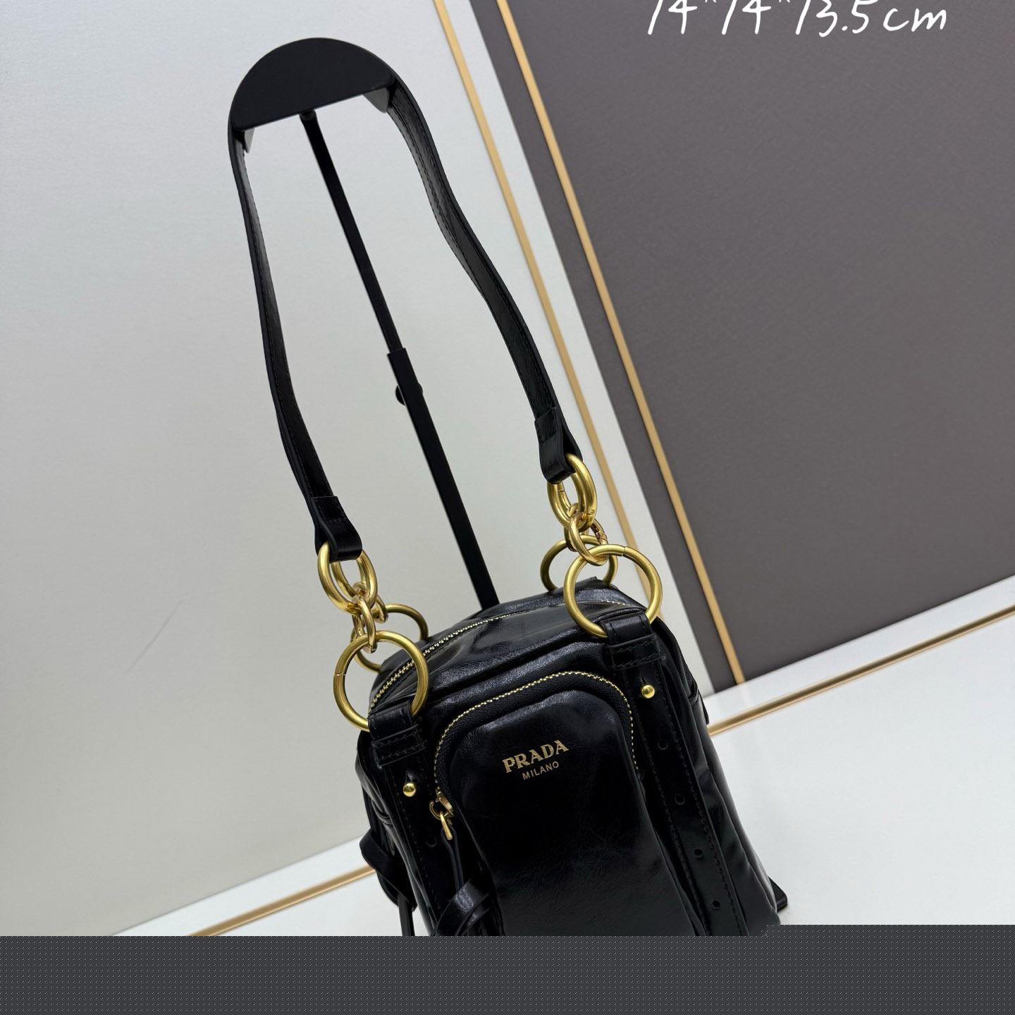 Pra*a top handle bags